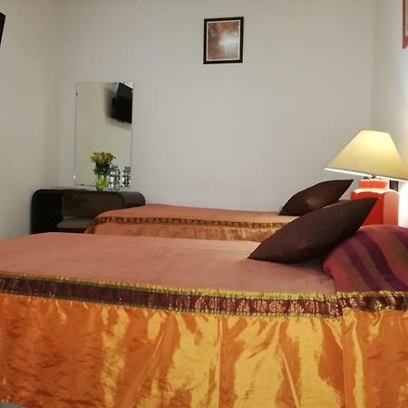 Hotel Grecia Real ซานซัลวาดอร์ ภายนอก รูปภาพ