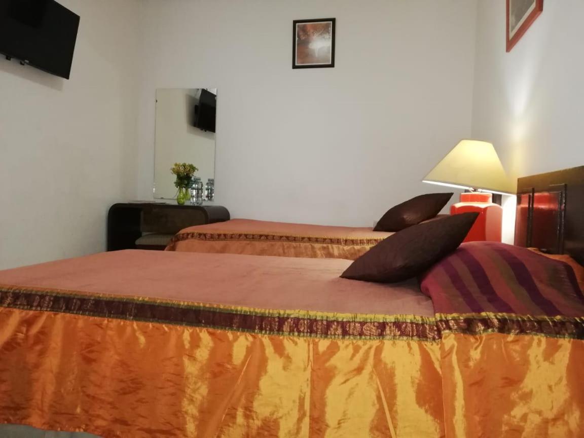 Hotel Grecia Real ซานซัลวาดอร์ ภายนอก รูปภาพ