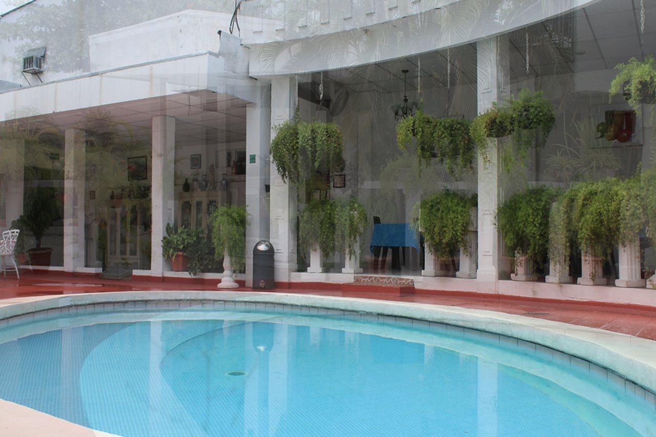 Hotel Grecia Real ซานซัลวาดอร์ ภายนอก รูปภาพ