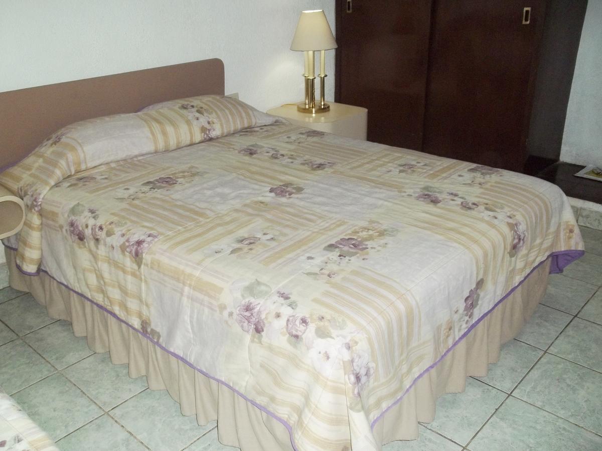 Hotel Grecia Real ซานซัลวาดอร์ ภายนอก รูปภาพ