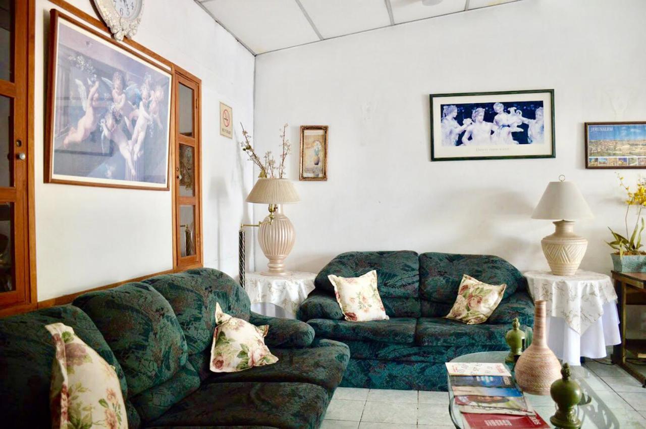 Hotel Grecia Real ซานซัลวาดอร์ ภายนอก รูปภาพ