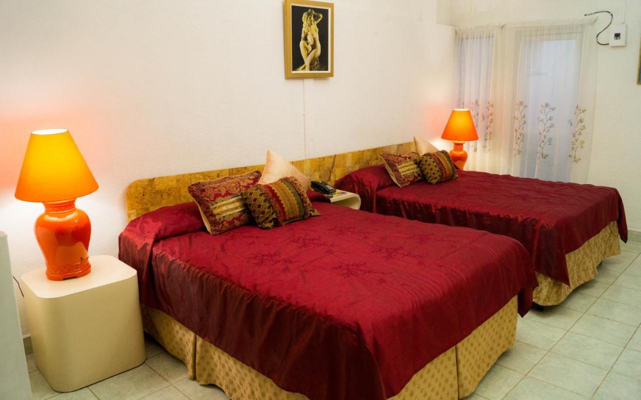 Hotel Grecia Real ซานซัลวาดอร์ ภายนอก รูปภาพ
