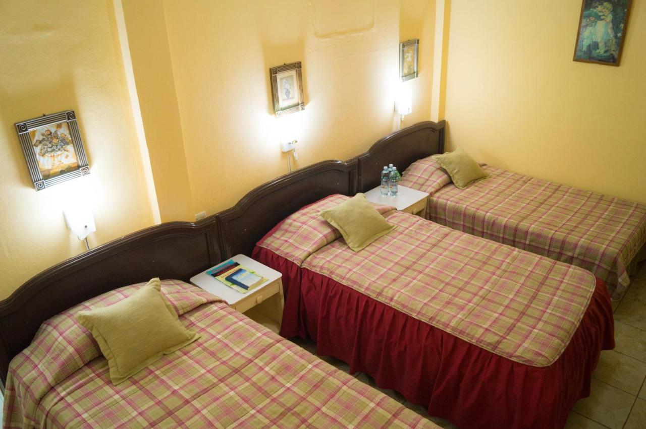 Hotel Grecia Real ซานซัลวาดอร์ ภายนอก รูปภาพ