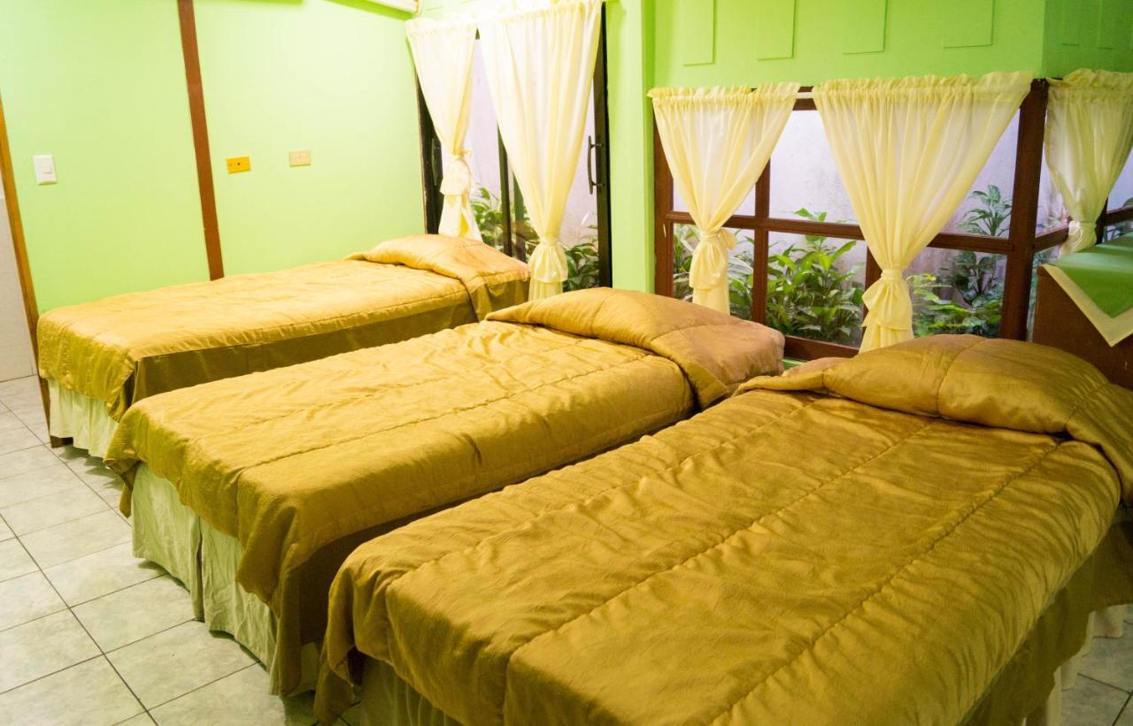 Hotel Grecia Real ซานซัลวาดอร์ ภายนอก รูปภาพ
